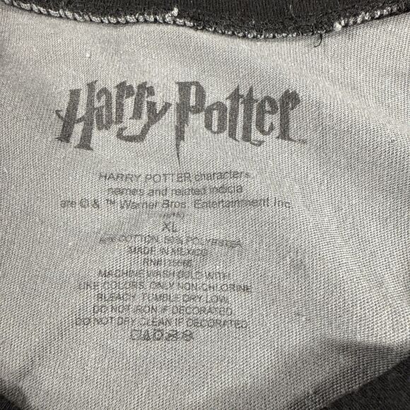 Harry Potter Shirt Hufflepuff Quidditch Womens XL 3/4 Sleeve Gray - Picture 7 of 8